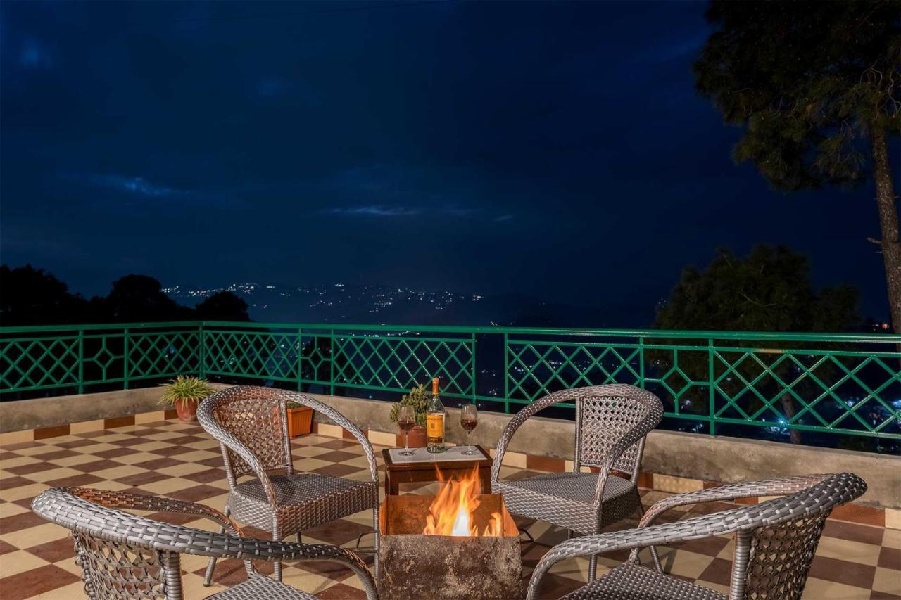 Stayvista At Cecil Cottages With Barbeque, Hill View Kasauli Eksteriør bilde