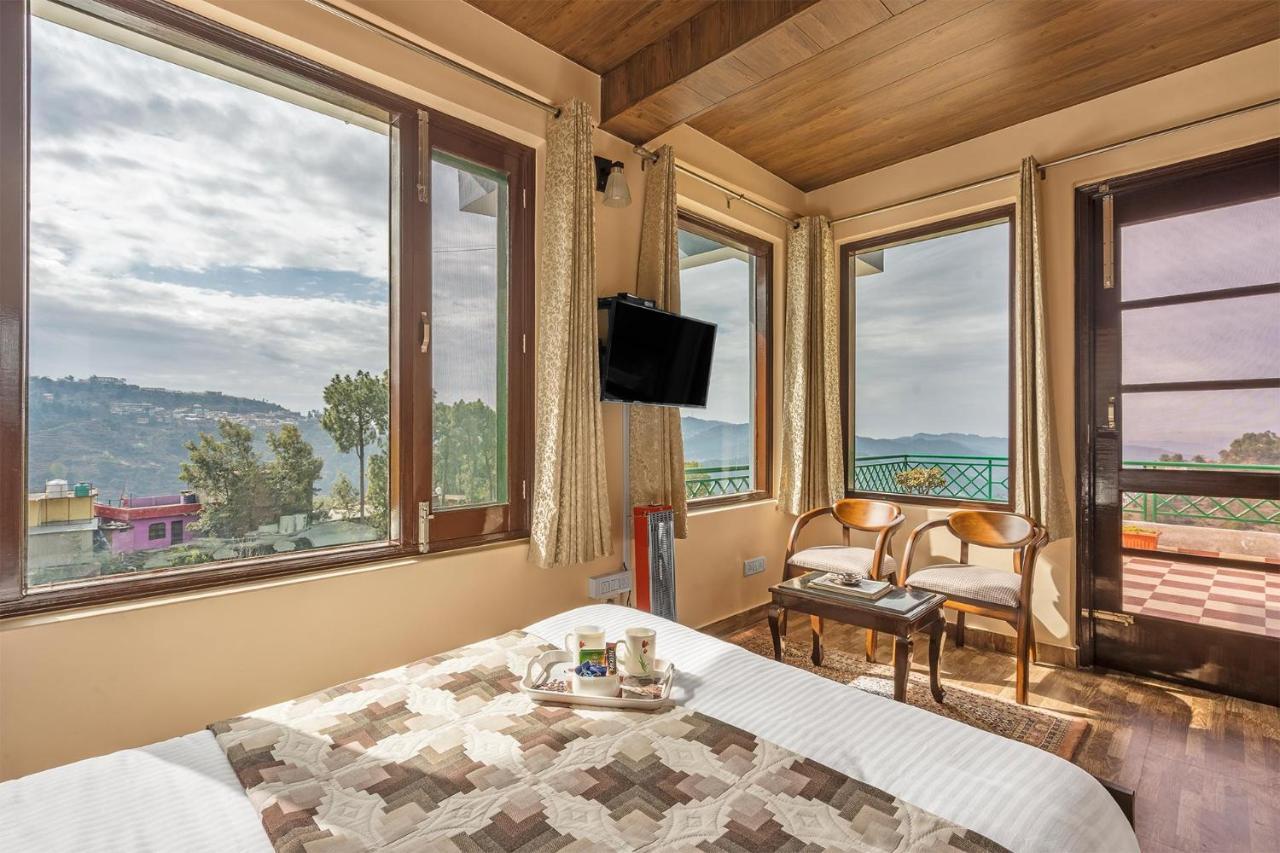 Stayvista At Cecil Cottages With Barbeque, Hill View Kasauli Eksteriør bilde