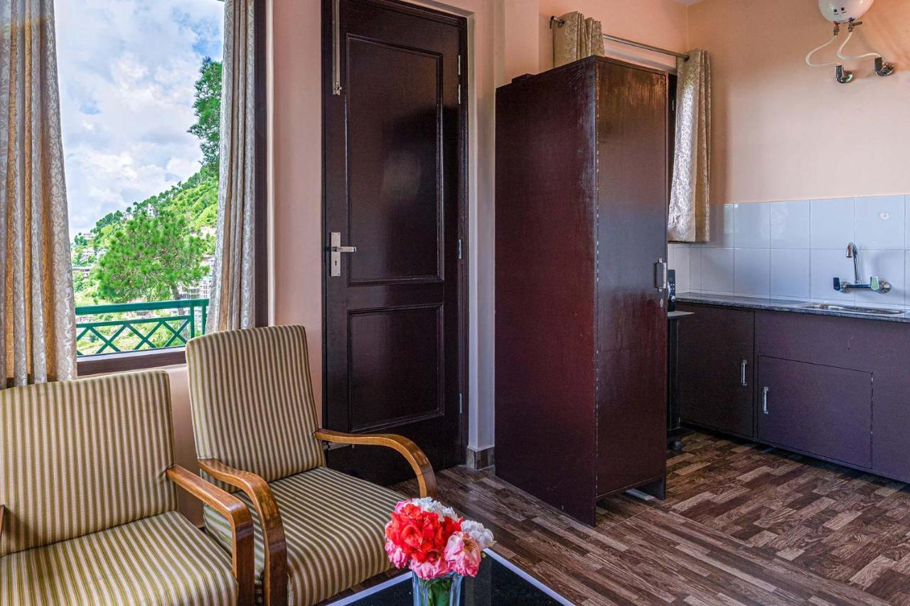 Stayvista At Cecil Cottages With Barbeque, Hill View Kasauli Eksteriør bilde