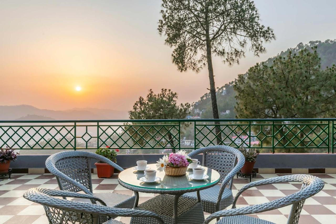 Stayvista At Cecil Cottages With Barbeque, Hill View Kasauli Eksteriør bilde