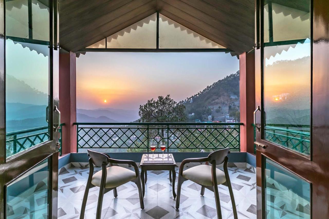 Stayvista At Cecil Cottages Hill View 8Br, 6Br, 4Br, 2Br In Barog With Barbeque Kasauli Eksteriør bilde