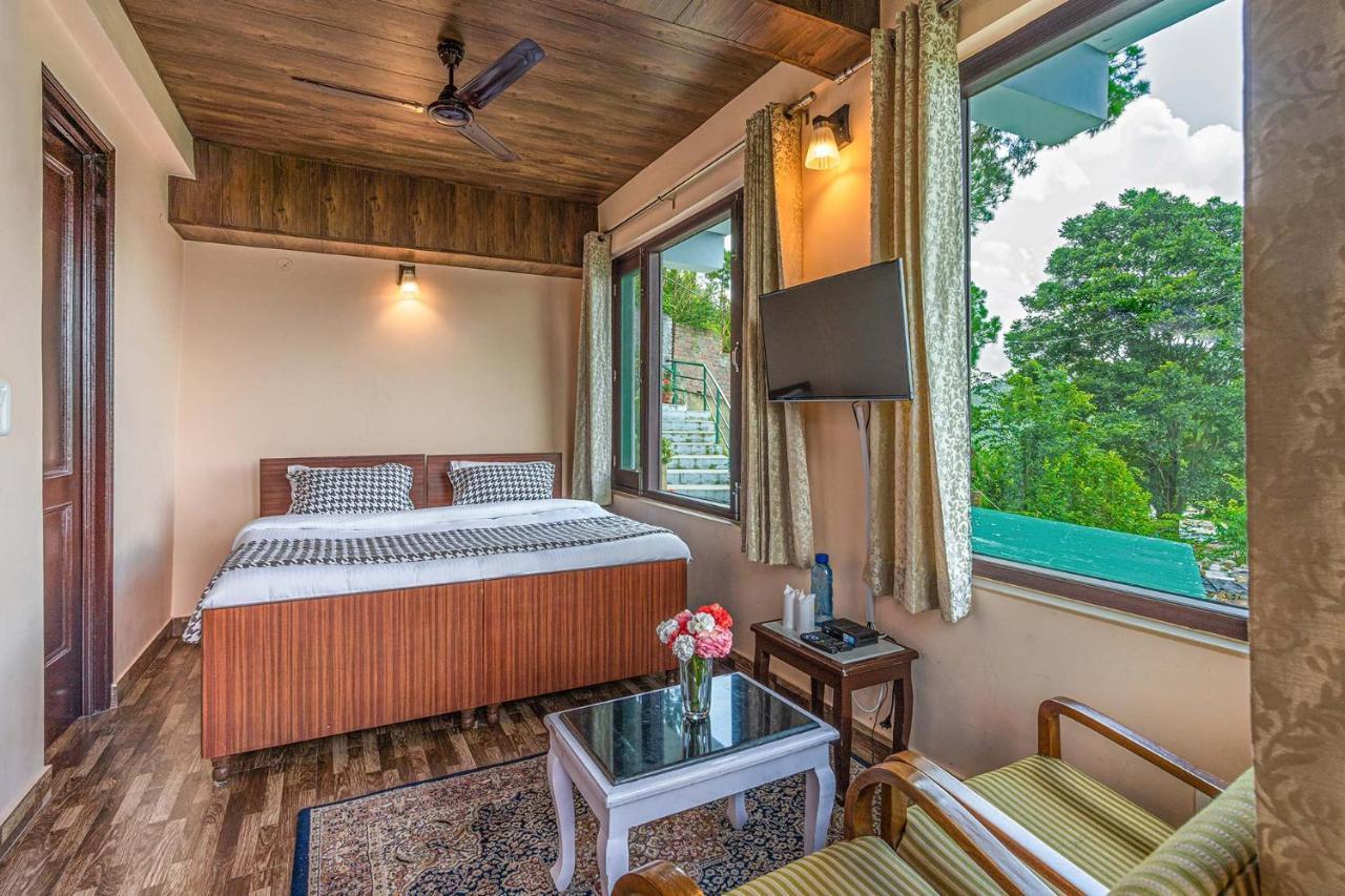 Stayvista At Cecil Cottages With Barbeque, Hill View Kasauli Eksteriør bilde