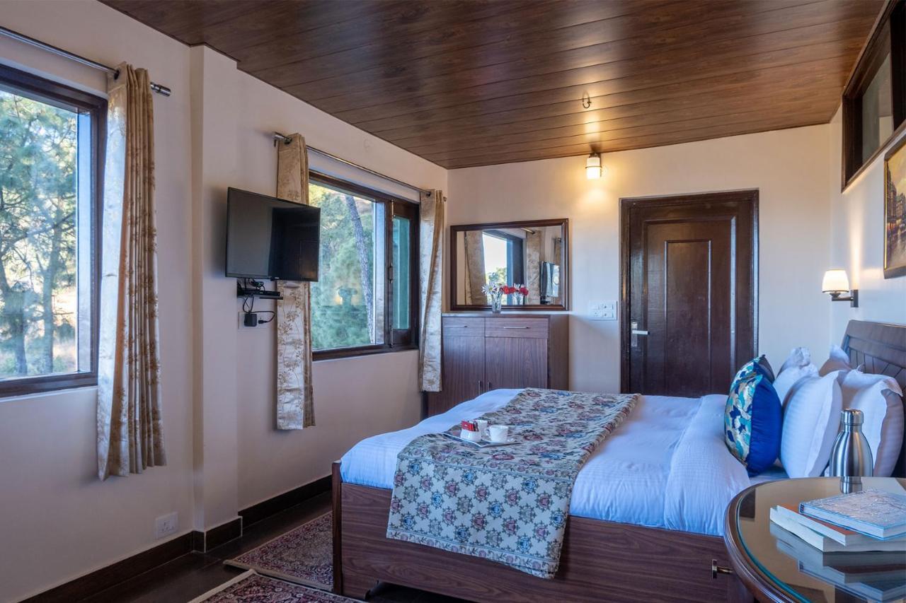 Stayvista At Cecil Cottages With Barbeque, Hill View Kasauli Eksteriør bilde